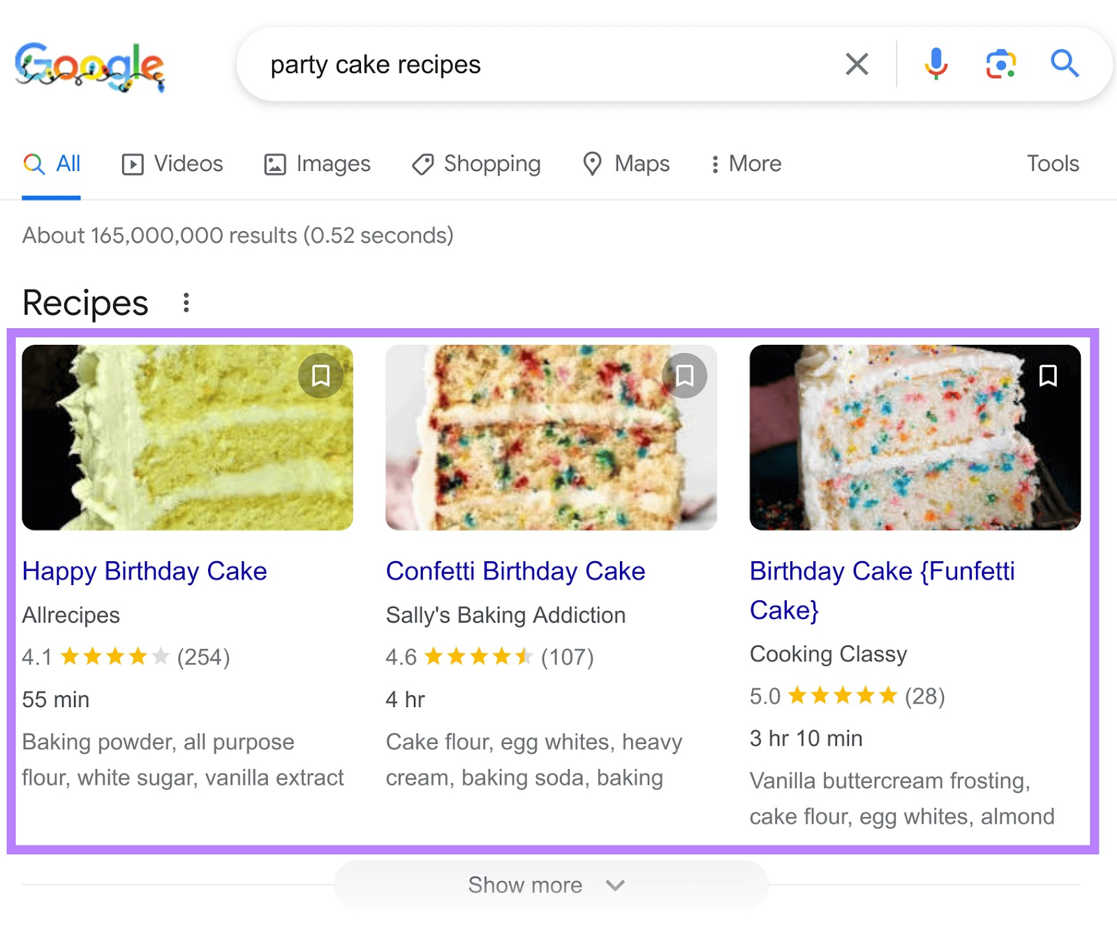 Résultats riches de Google pour les recettes de gâteaux de fête, y compris les images, le nombre d'étoiles, le nombre d'avis, le temps de cuisson et les ingrédients des recettes.
