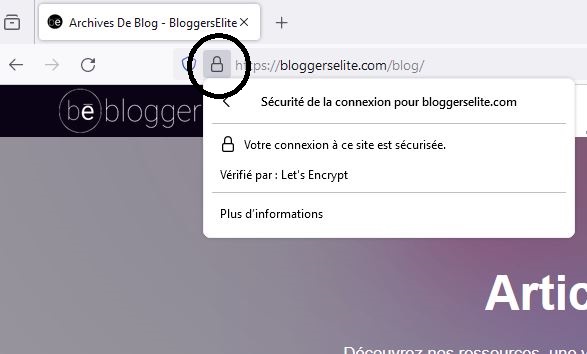HTTP vs HTTPS : différences, avantages et astuces de migration - Une icône de cadenas mise en évidence à côté du site "bloggerselite.com/"